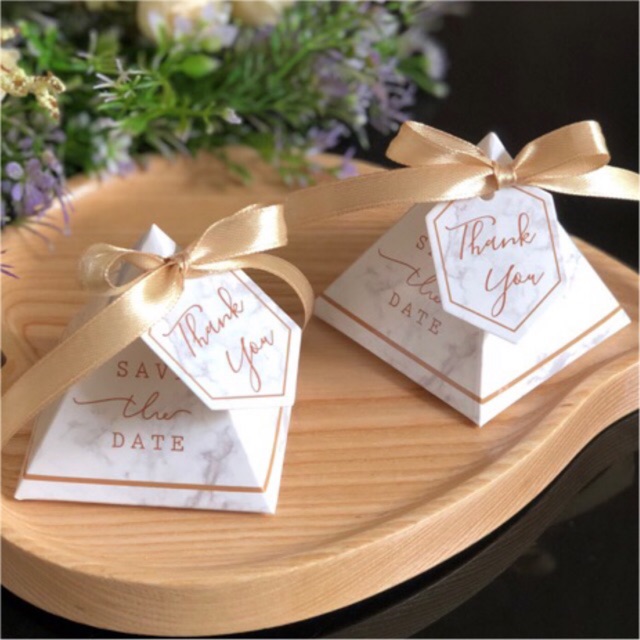 Quà cảm ơn đám cưới