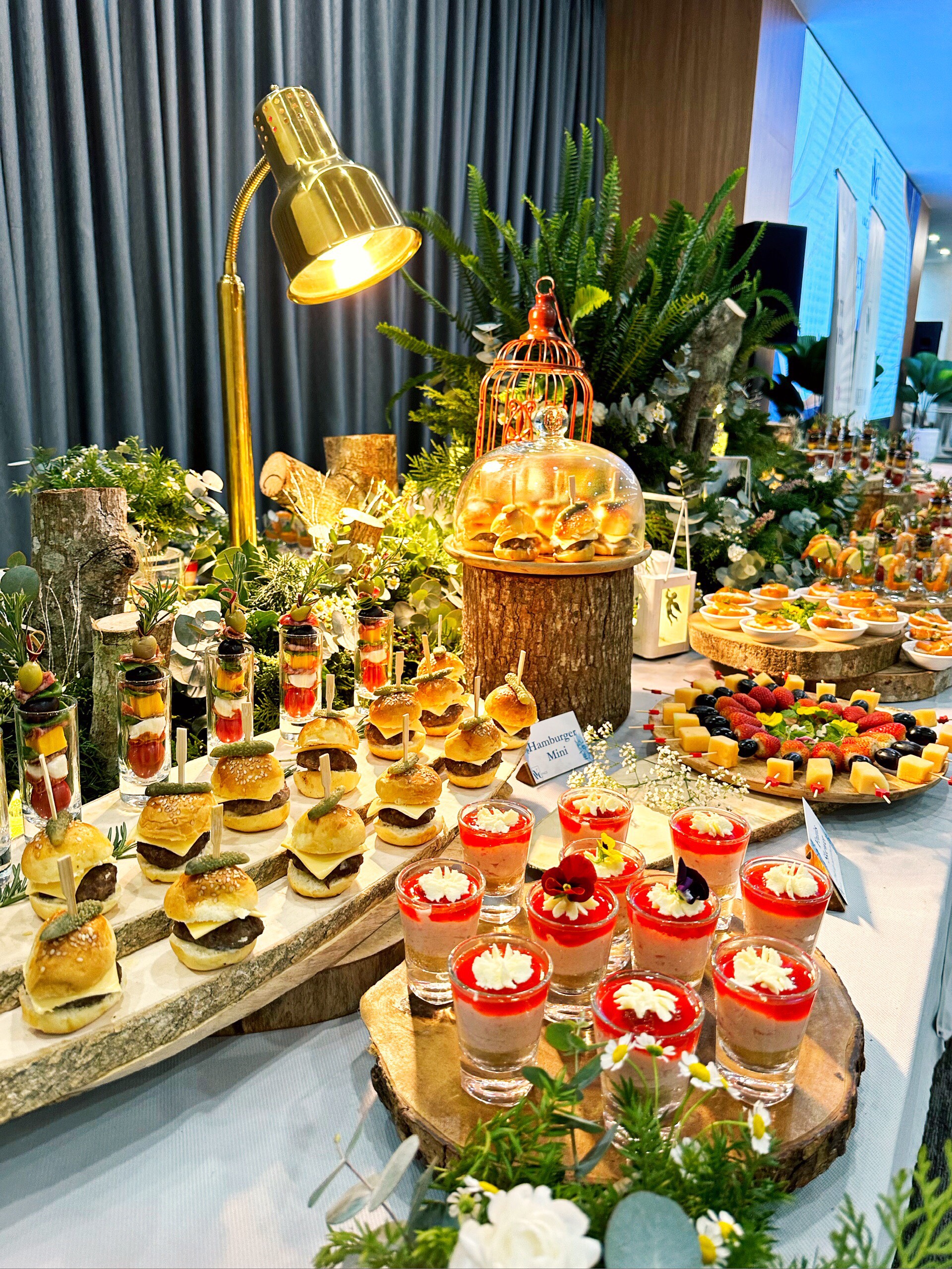 tiec-an-hoi-teabreak