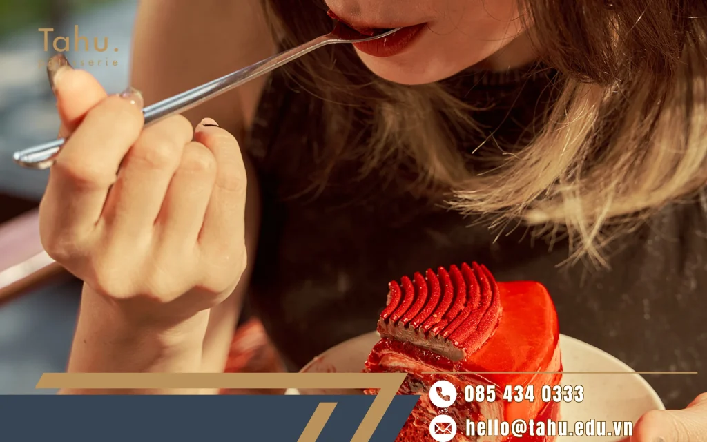 Luôn thử bánh trước khi đặt chính thức