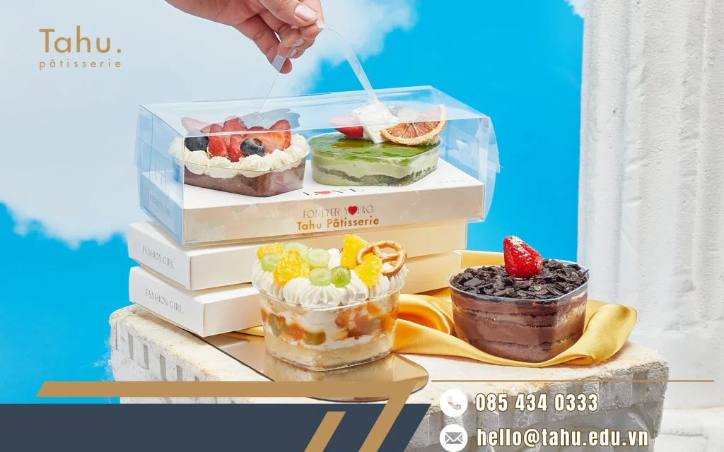 Bánh kem set nhỏ tặng nhân viên, đối tác hoặc khách hàng