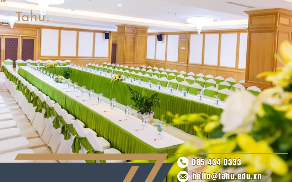 Chọn địa điểm phù hợp khi tổ chức tiệc họp báo