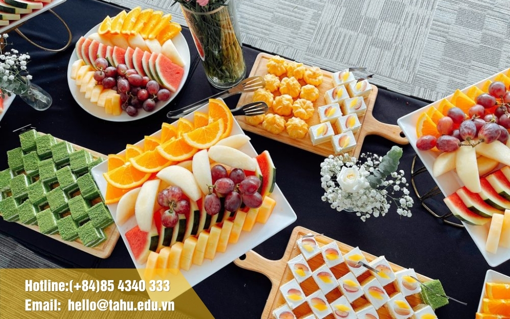 Tiệc ngọt (Teabreak) cuối năm cho doanh nghiệp