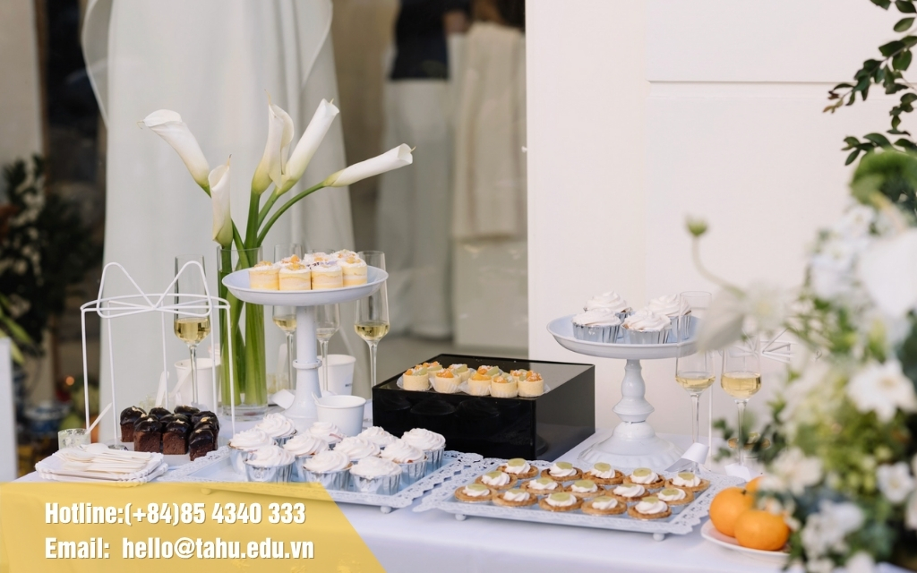 Menu phong phú, thiết kế theo yêu cầu khách hàng