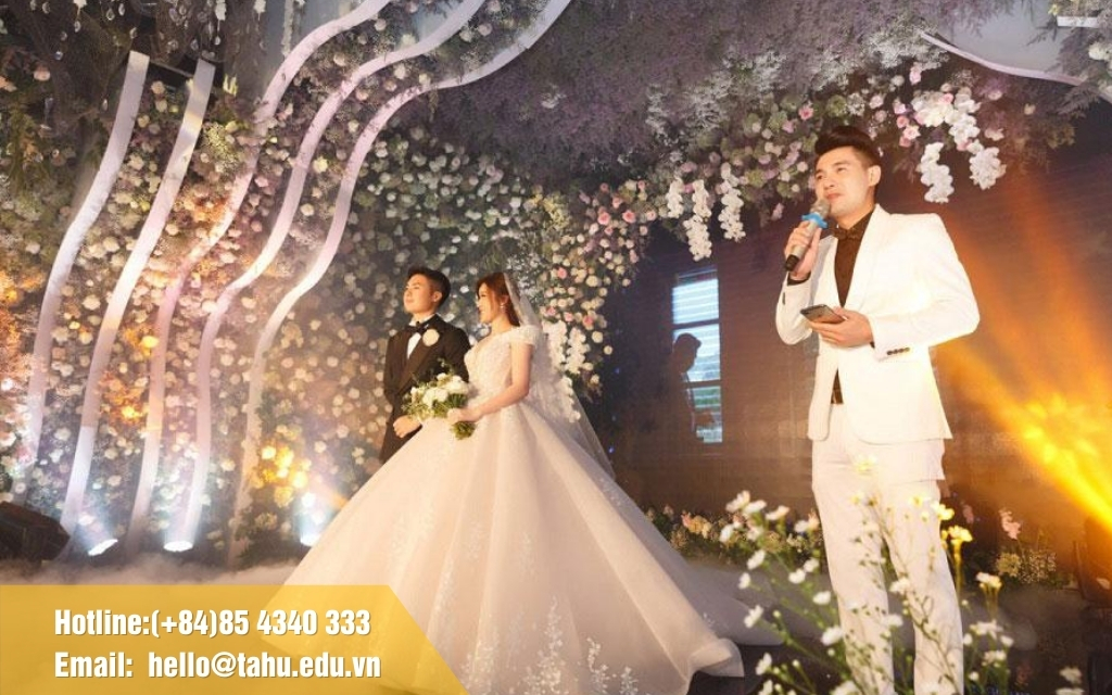 Các yếu tố phát sinh như MC, âm thanh, ánh sáng,...