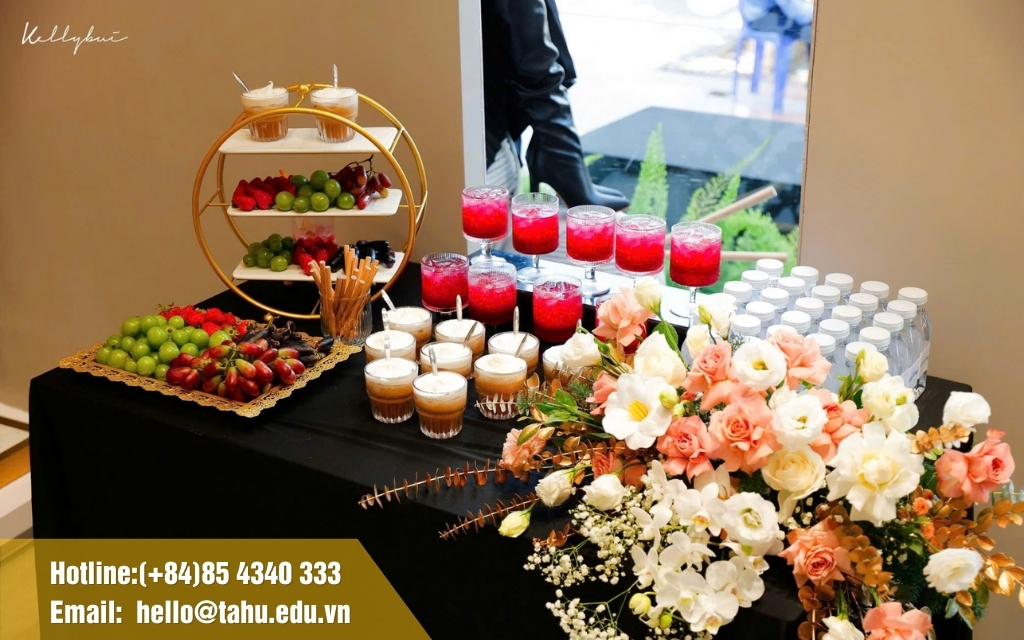 Dịch vụ đặt tiệc lưu động cho công ty ngày 8/3 - Tahu Catering