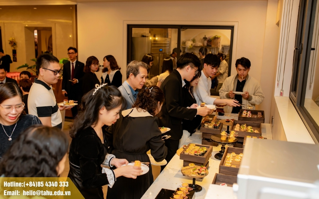 Sắp xếp không gian rộng rãi, hợp lý